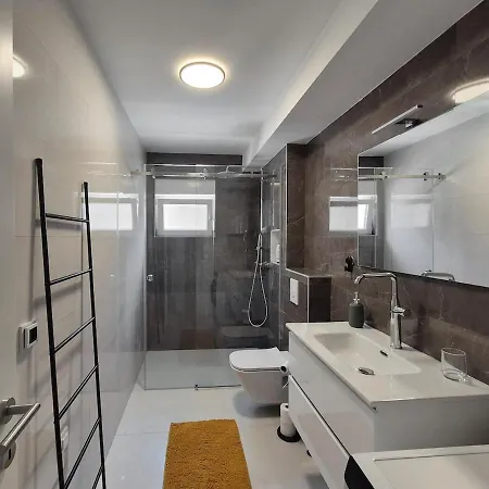 Anima 1 *